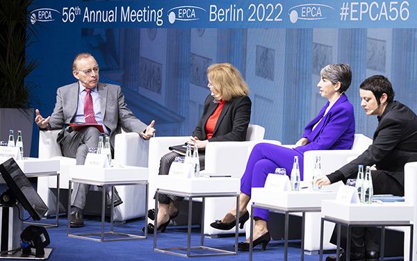 Stargazer Augusto Lopez-Claros_Oct 2022_speaking to a European industry group about leadership